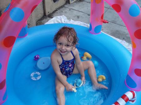 ma tit niece